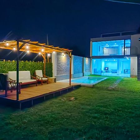 アンコン Casa De Playa Con Piscinaヴィラ エクステリア 写真